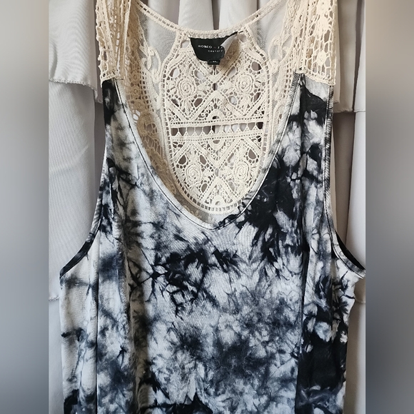 Romeo and Juliet Crochet Tye Dye Top - Picture 3 of 5